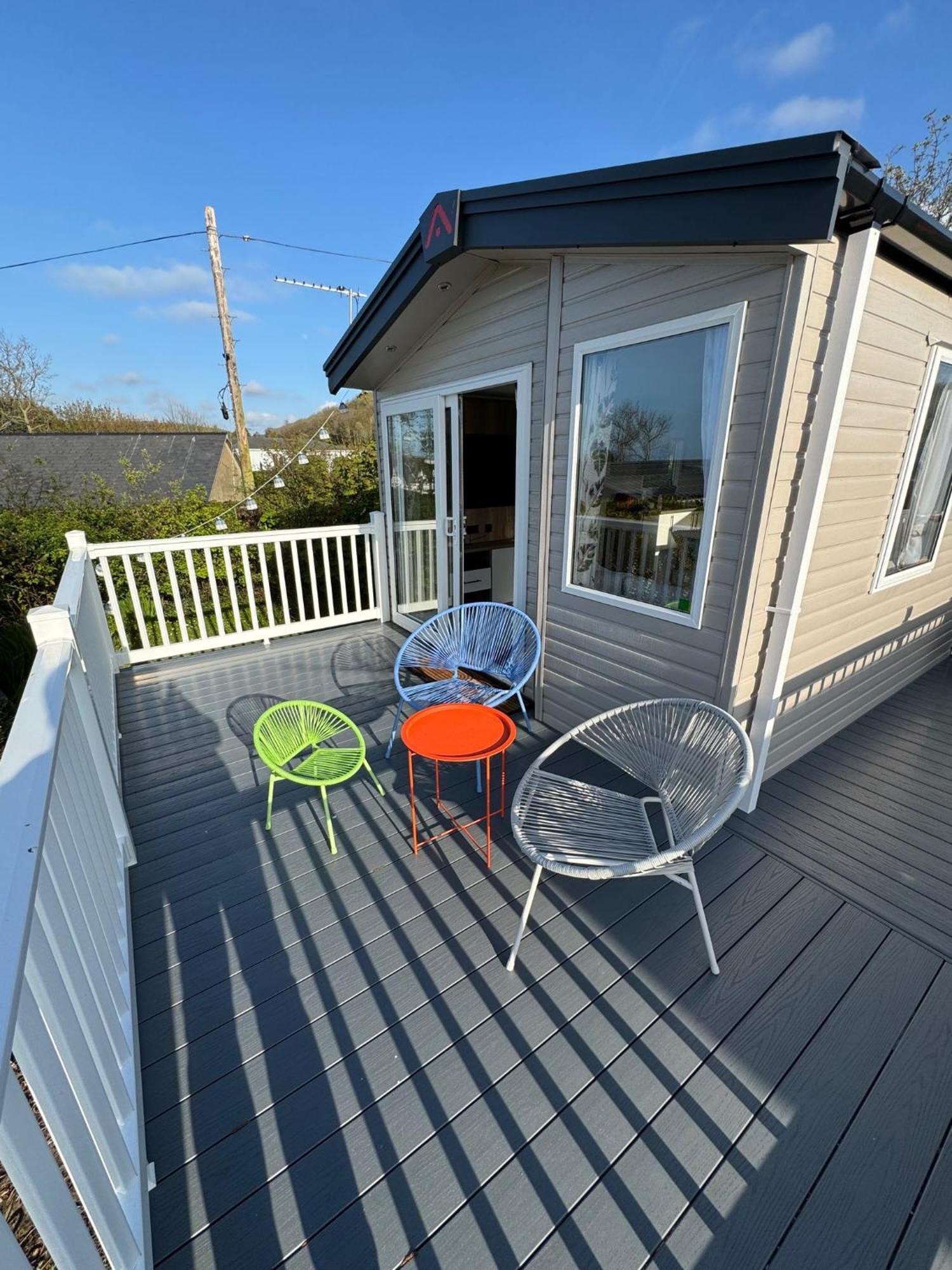 Sea La Vie Lodge Нюкий Екстериор снимка